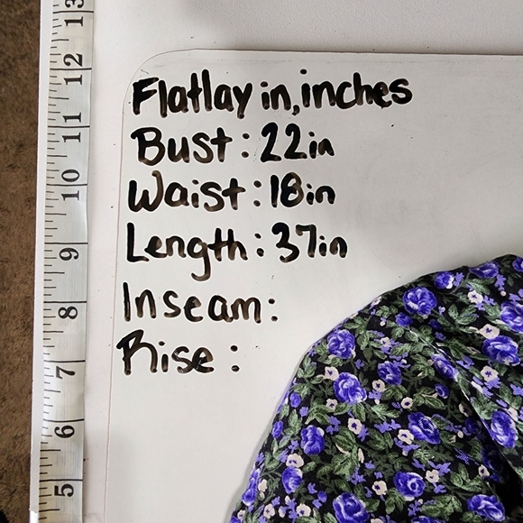 Vintage purple 💜 and black dress - Picture 2 of 8